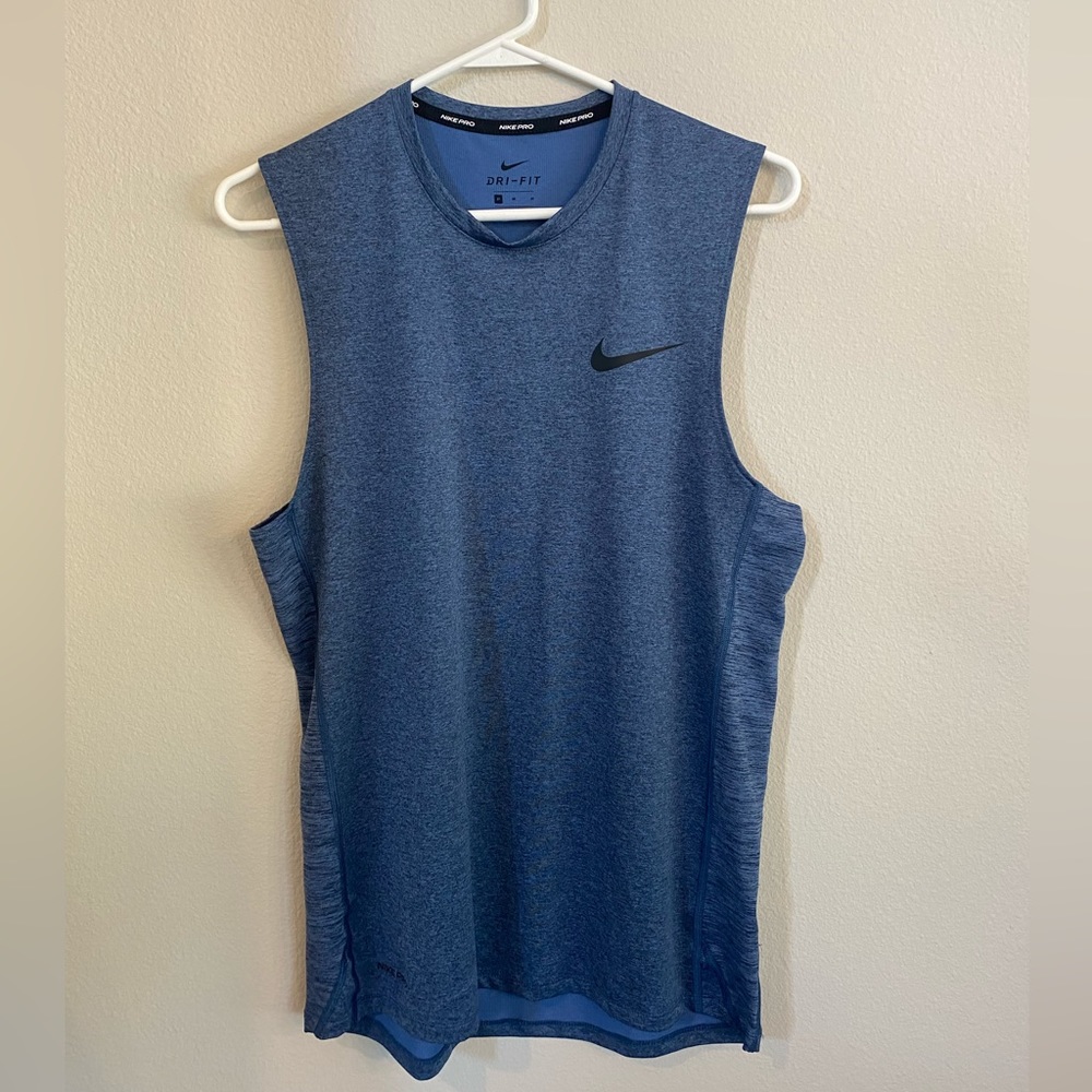 Nike tank